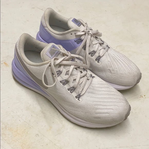Women Nike Zoom Structure 22 - Picture 1 of 4